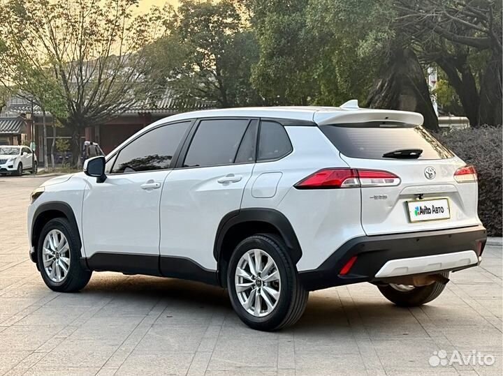 Toyota Corolla Cross 2.0 CVT, 2022, 29 000 км