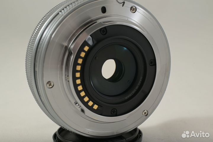 Olympus M.zuiko digital 14-42 EZ silver