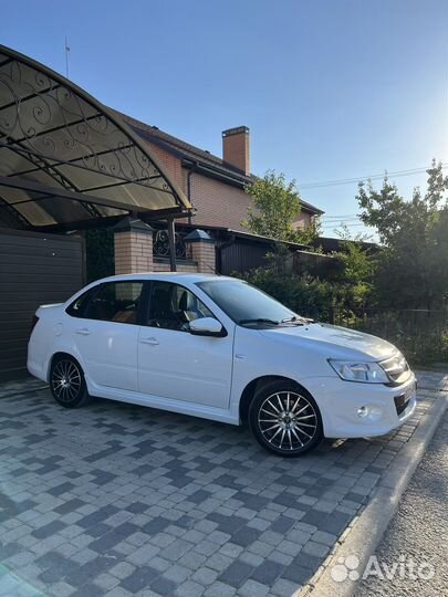 LADA Granta 1.6 МТ, 2017, 74 300 км