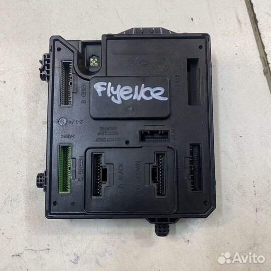 Блок комфорта Renault Fluence