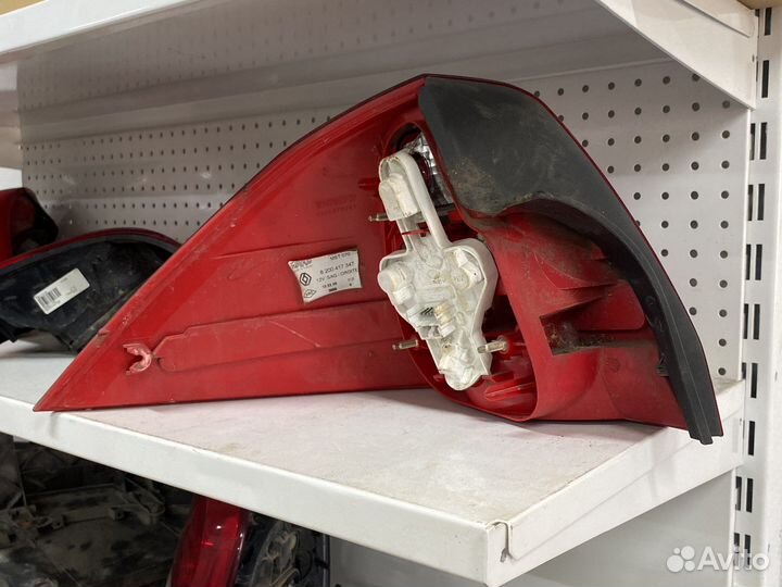 Фонарь задний правый Рено Меган 2 седан