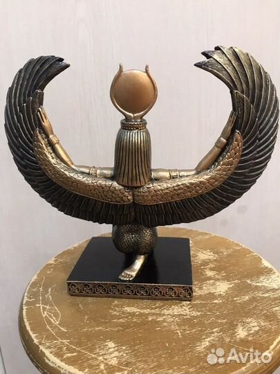 Богиня Исида, статуэтка