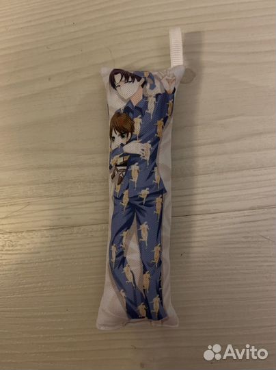 Мини-дакимакура с Леви