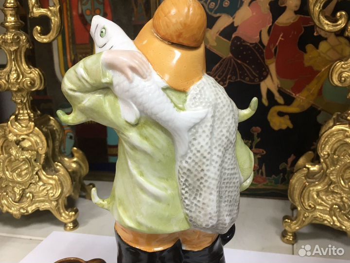 Статуэтка штоф Рыбак с уловом Германия винтаж