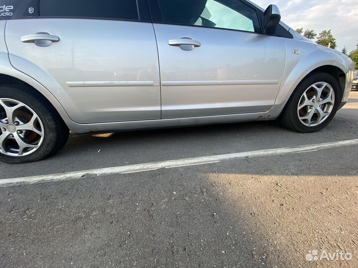 Ford Focus 1.6 AT, 2006, 143 000 км