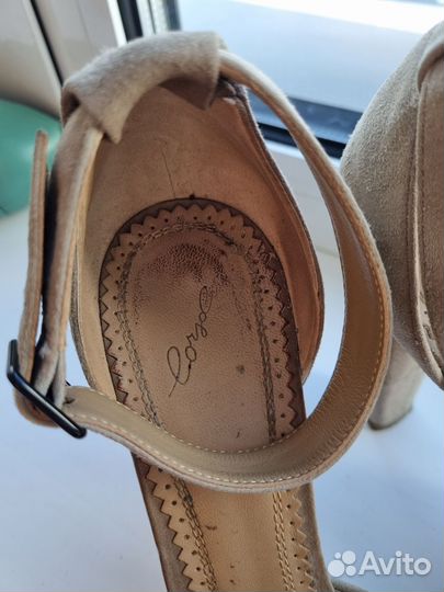 Босоножки vero cuoio 40 р