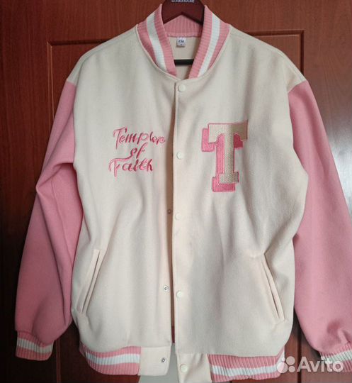 Бомбер розовый