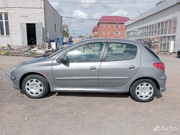 Peugeot 206 1.4 AT, 2005, 190 366 км