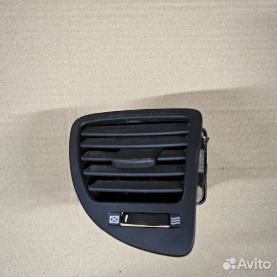 Воздуховод салона правый Кiа Sрortage 2 2004-2010