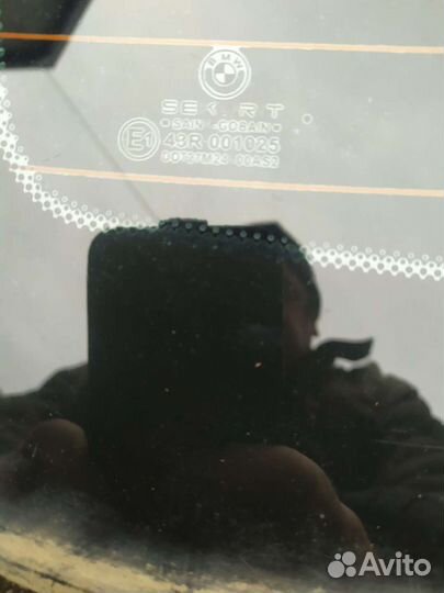 Заднее стекло BMW E65 2003 год