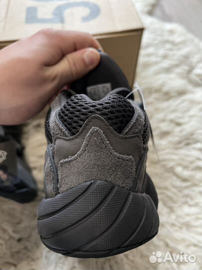 Adidas Yeezy Boost 500 