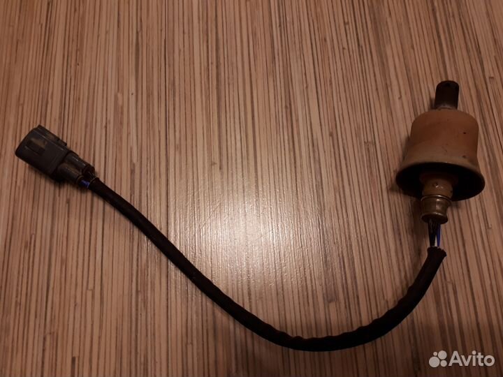 Датчик кислорода лямбда-зонд Toyota Код89465-12880