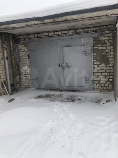 Гараж, > 30 м²
