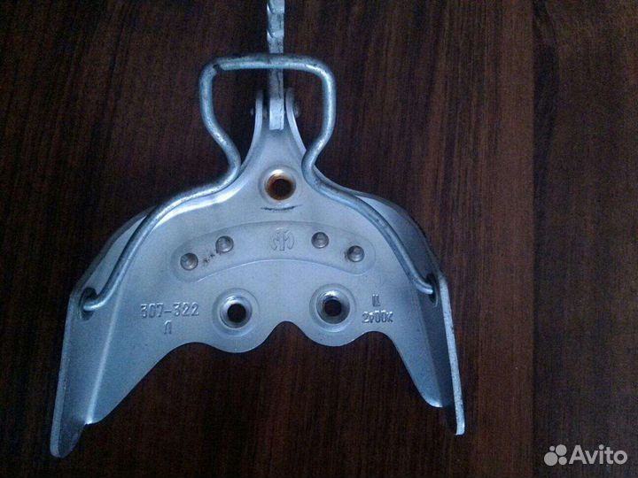 Лыжи беговые пластиковые новые