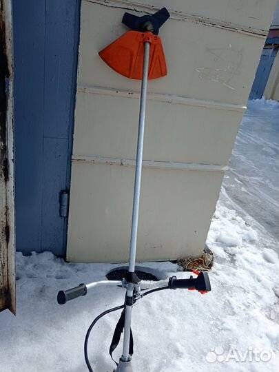 Бензотриммер бу