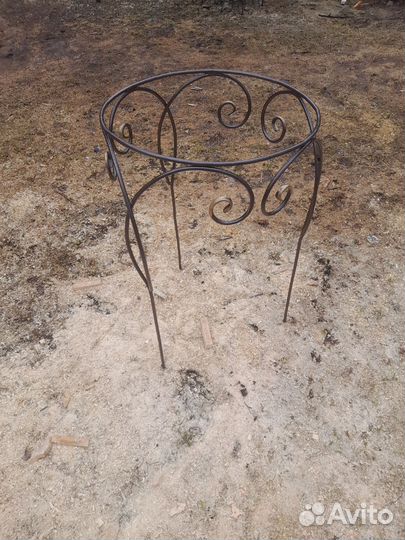 Кустодержатель