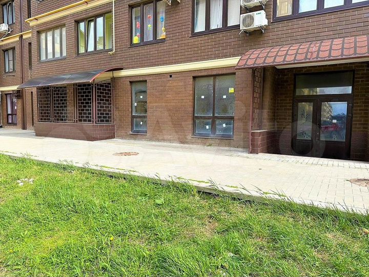 Продам помещение свободного назначения, 370 м²