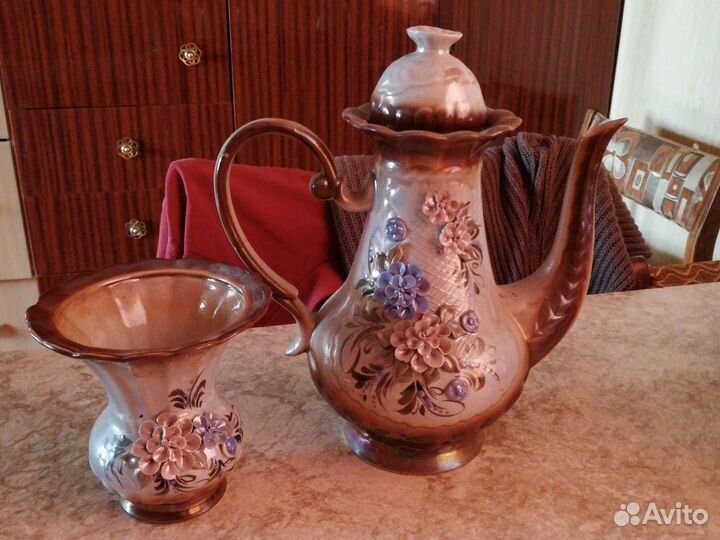 Кувшин, чайник, ваза