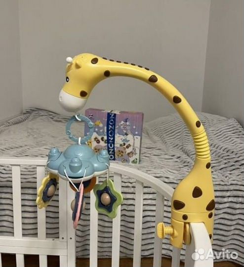 Детский музыкальный мобиль в кроватку