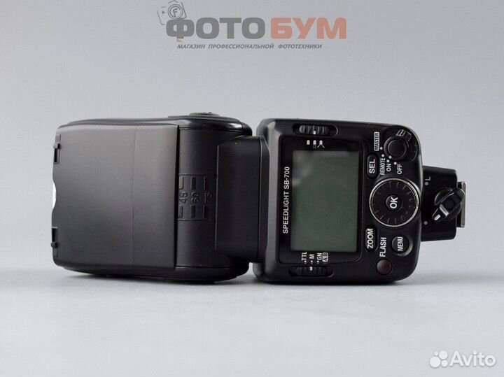 Вспышка Nikon SB-700