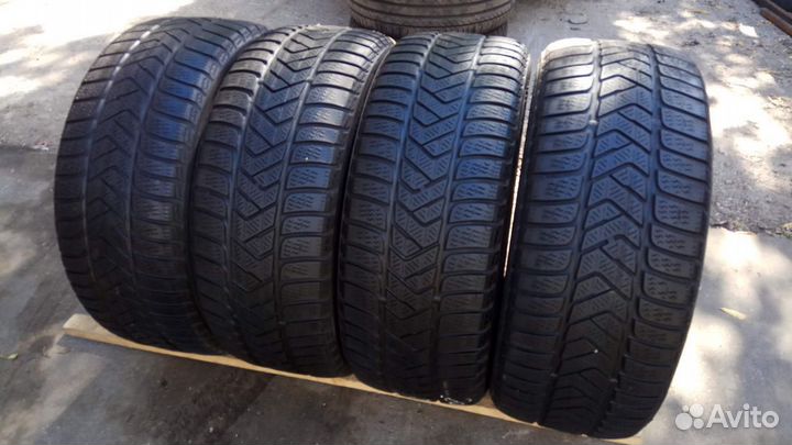 Pirelli Winter Sottozero 3 215/55 R17 94H