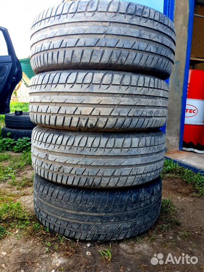 Tigar High Performance 215/55 R16 93V