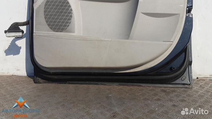 Дверь передняя правая Chrysler Grand Voyager 5