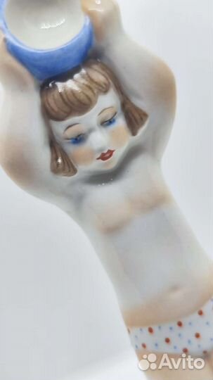 Статуэтка фарфор