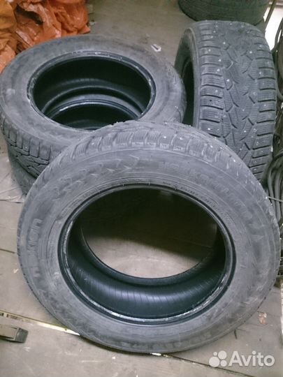 Nokian Tyres Hakkapeliitta 7 215/60 R16 99T