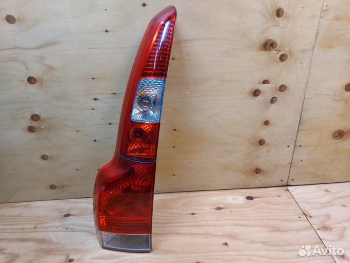 Фонарь лев. зад. volvo V70
