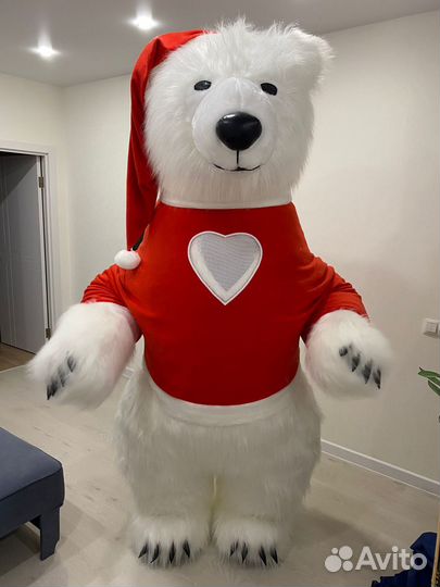 Поздравление от белого мишки