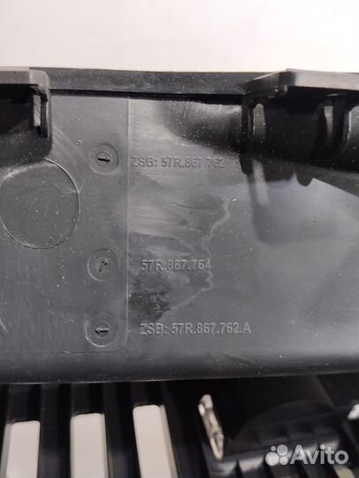 Обшивка багажника (задняя правая) (Skoda Karoq)