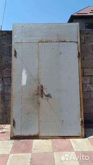 Дверь металлическая