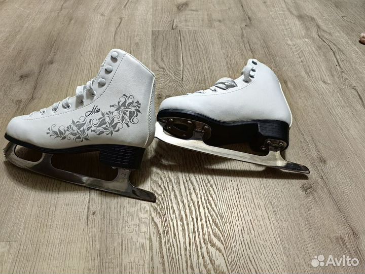 Коньки фигурные 35 размер