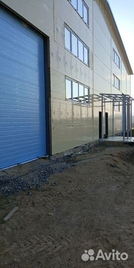 Промышленные секционные ворота дорхан