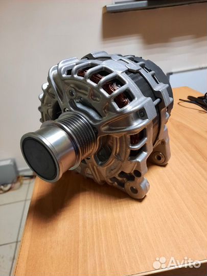 Генератор 04E903024G 180A VAG Bosch Кодиак, Шкода