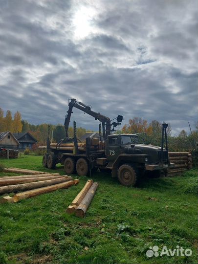 Услуги лесовоза с манипулятором