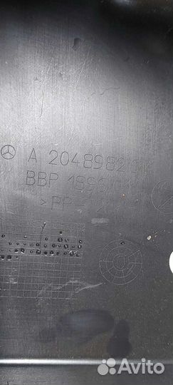 Крышка аккумулятора Mercedes w204