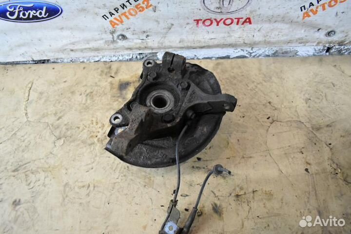 Кулак поворотный передний левый Mitsubishi Grandis