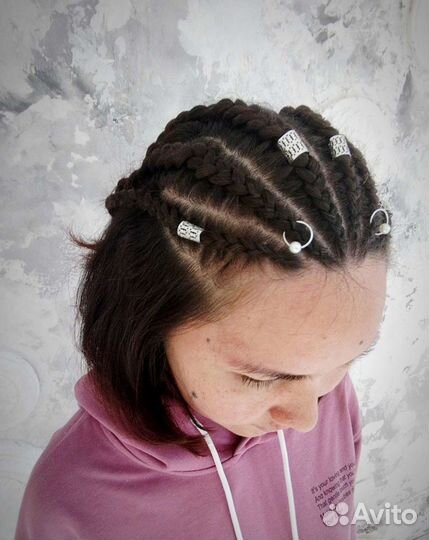 Стилист по прическам