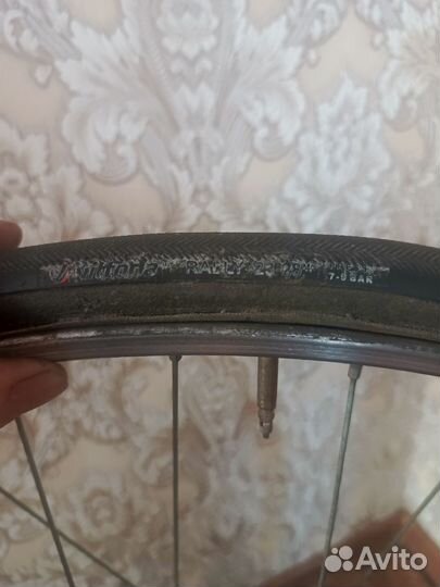 Шоссейные колёса на трубках