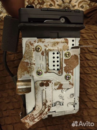 Магнитофон на Mitsubishi Outlander CW5W