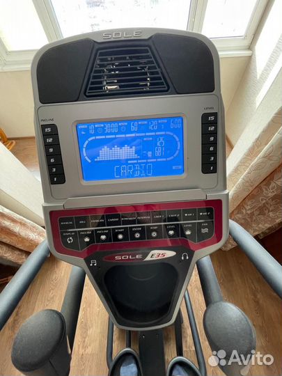 Эллиптический тренажер Sole Fitness E35