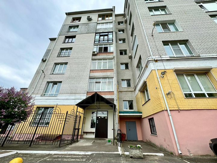 4-к. квартира, 158 м², 6/8 эт.