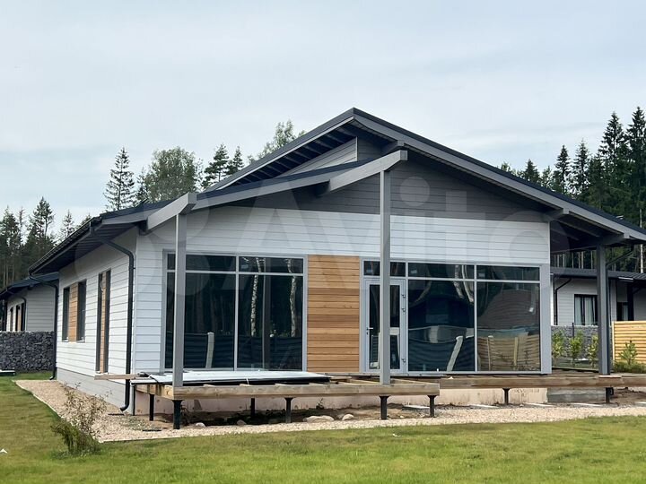 Дом 180 м² на участке 10 сот.