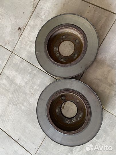 Передные тормозние диски на BMW е46 2.8