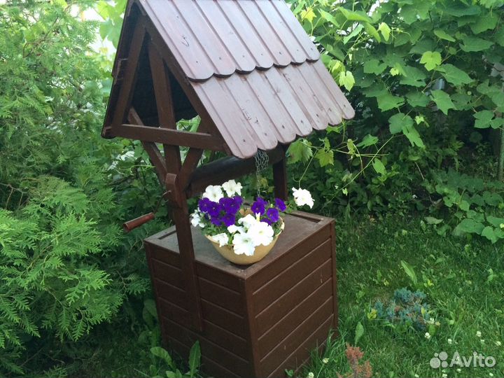 Колодец декоративный