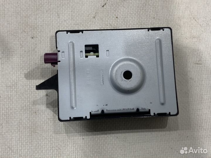 Блок управления антенной BMW X6 F16