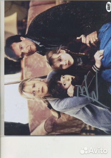 Постеры с автографами актёров, сертификат