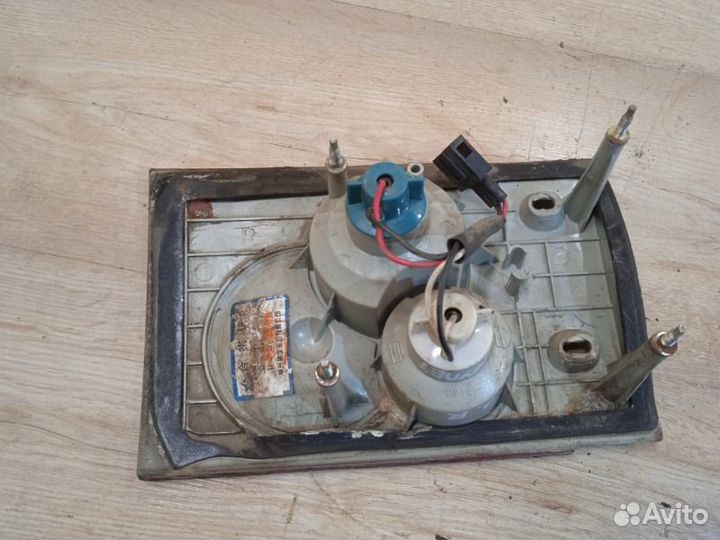 Фонарь задний внутренний правый задний правый